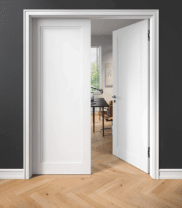 K.01doppelflüglig mit Zarge K
Farbe »softmatt« Weiß, RAL 9016, Drücker BK.10E, Fußleiste F.4