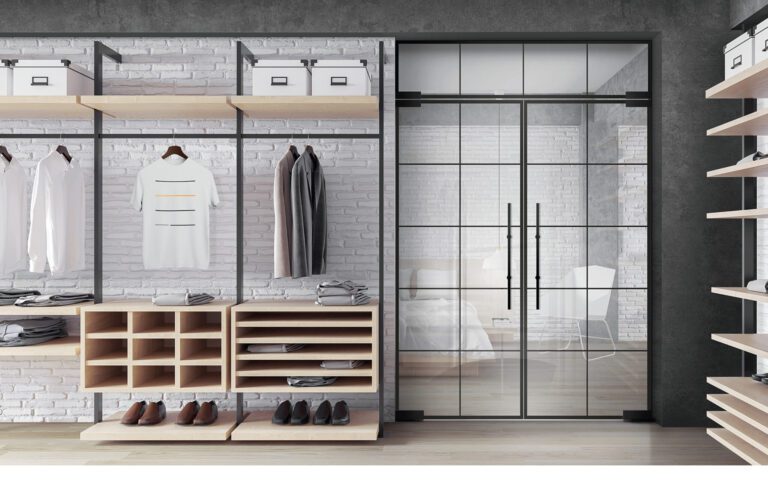linesPlus Typ 10 in Schwarz auf Klarglas